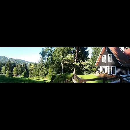 Chata Tonda Homestay *